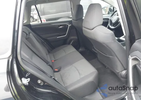 2024 Toyota Rav4 Xle z USA, uszkodzony, nr VIN 2T3W1RFV0RW308924